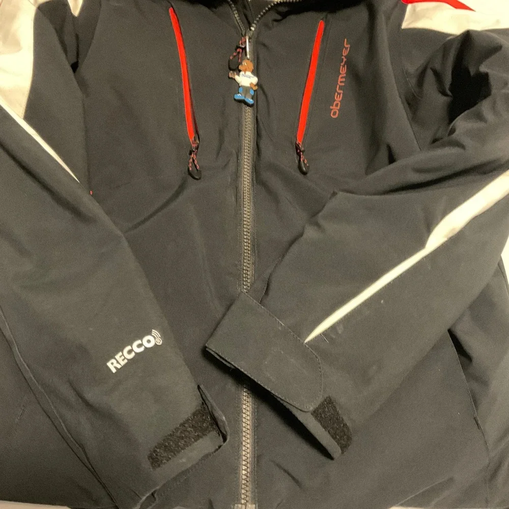 Obermeyer Ski Jacket Youth Boys Black Red White Excellent Hooded Technical Coat